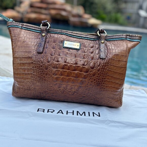 Brahmin Croc Embossed Leather Asher Handbag – Pecan – Classic Shoulder Purse - Picture 5 of 8